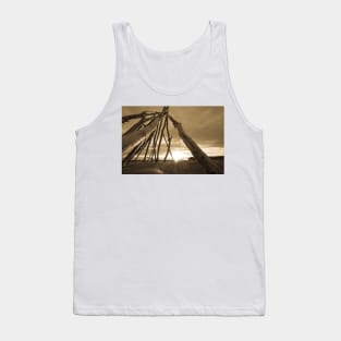 Sepia sunset. Tank Top